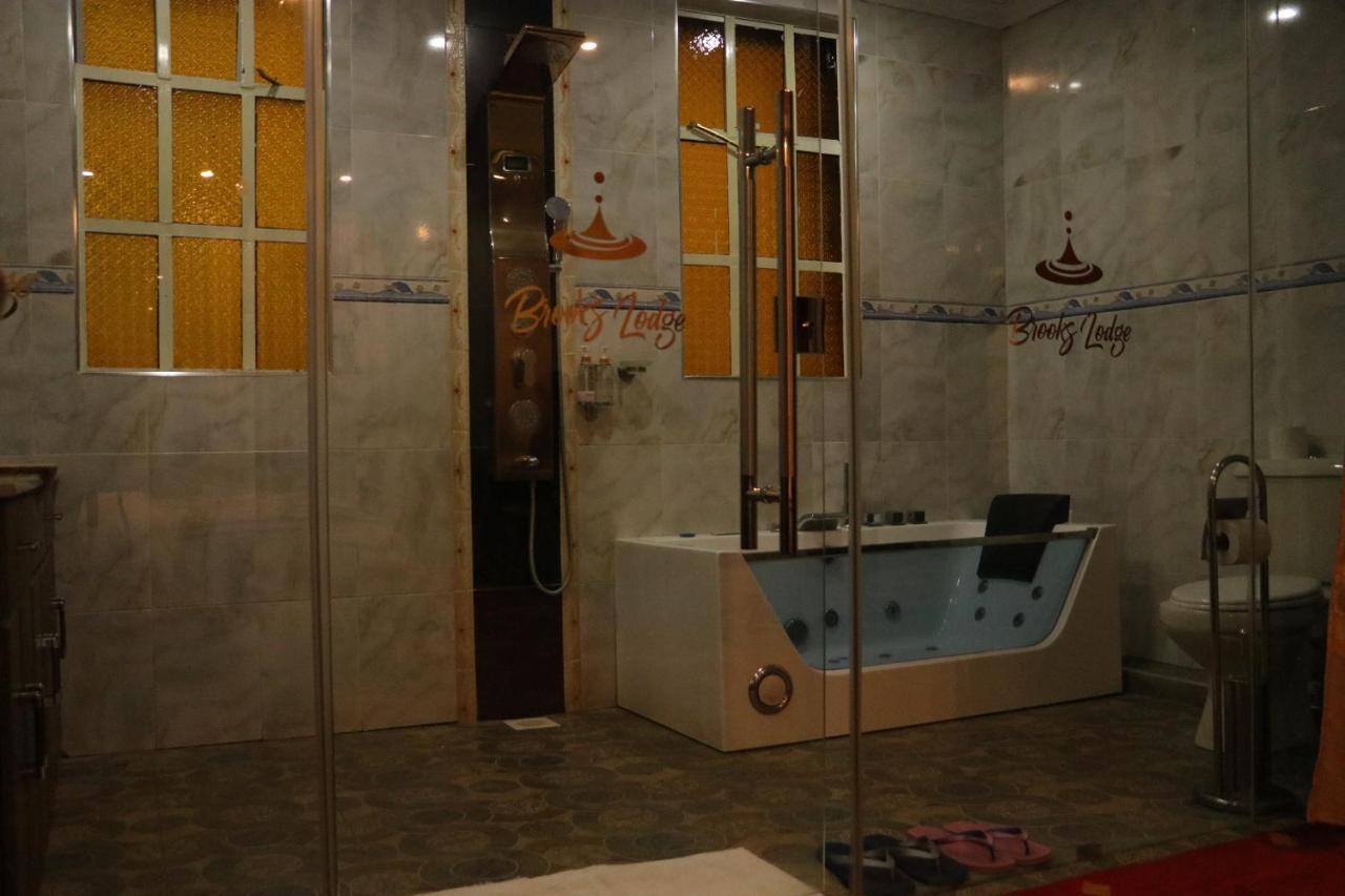 Brooks Lodge ناكورو المظهر الخارجي الصورة